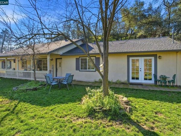 5250 Treosti Pl, Valley Springs, CA 95252