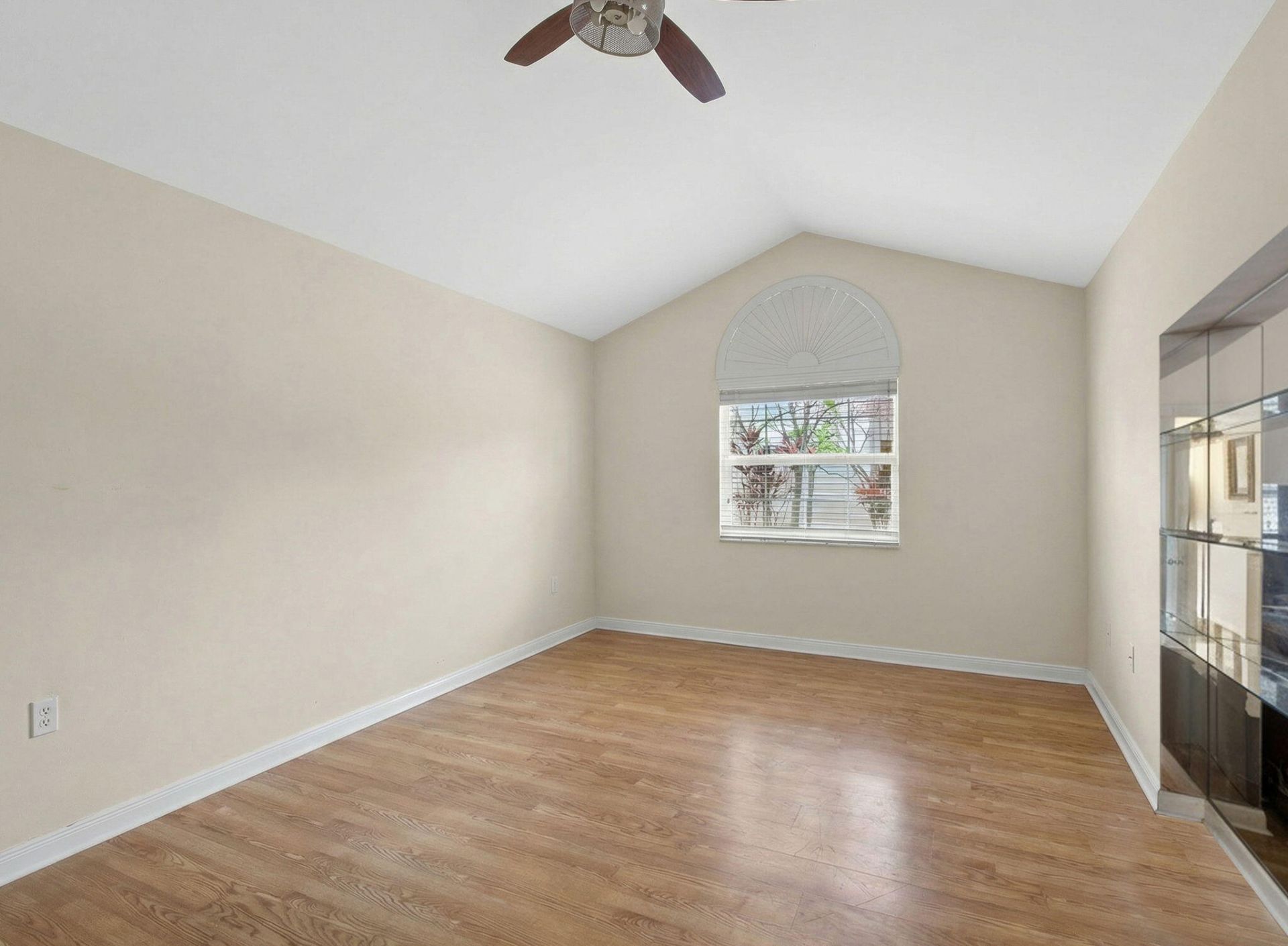 2347 Saratoga Bay Drive, West Palm Beach, FL 33409 Photo