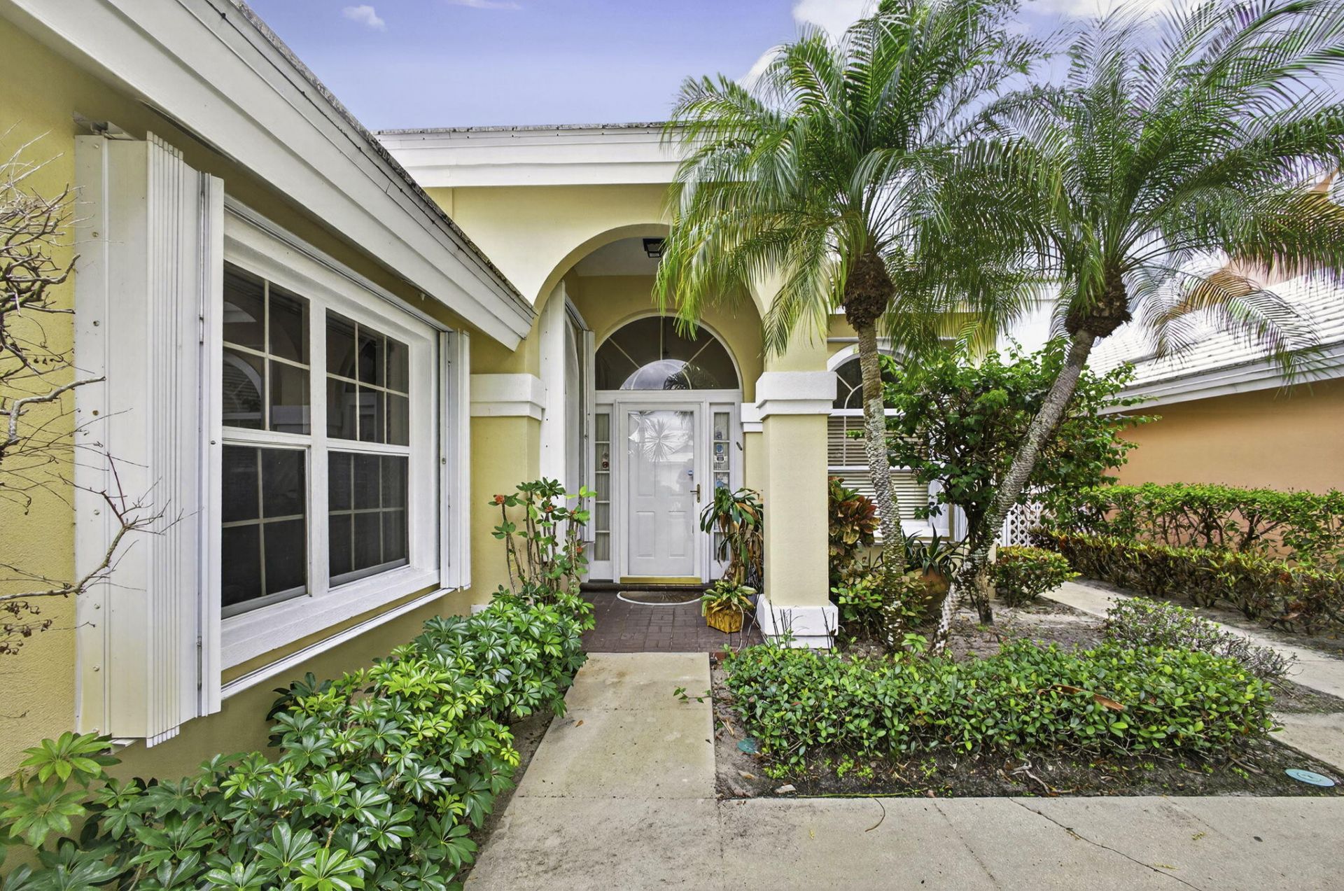 2347 Saratoga Bay Drive, West Palm Beach, FL 33409 Photo