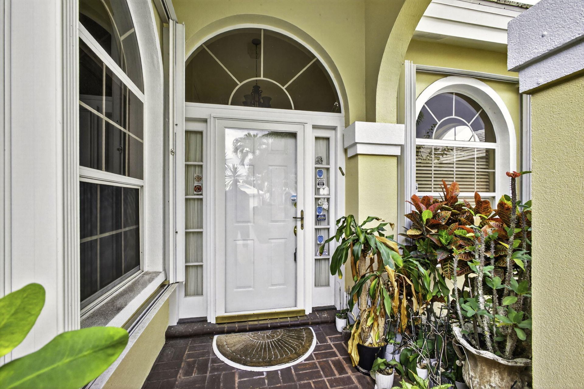 2347 Saratoga Bay Drive, West Palm Beach, FL 33409 Photo