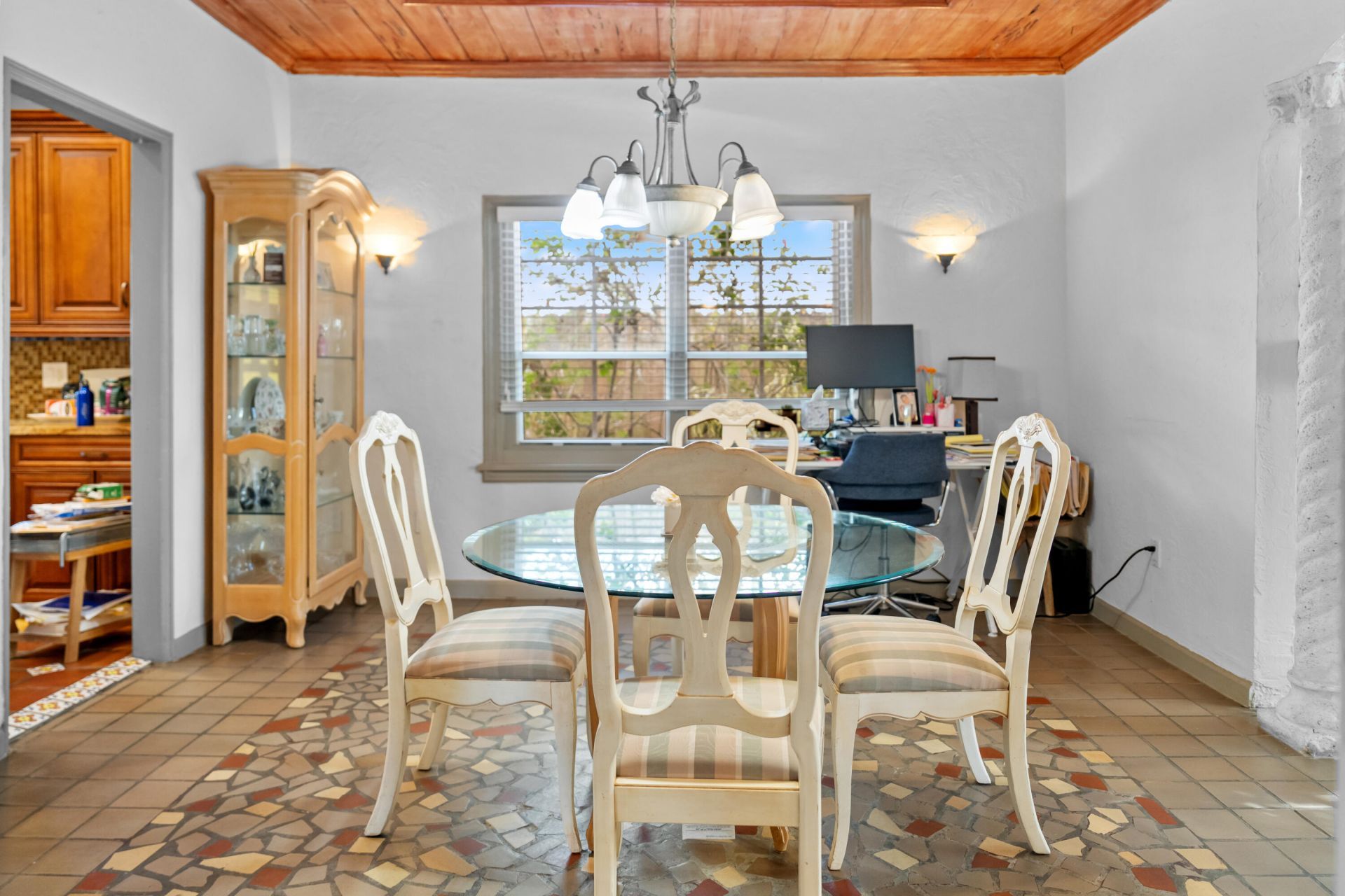 735 Colonial Road, West Palm Beach, FL 33405 Photo