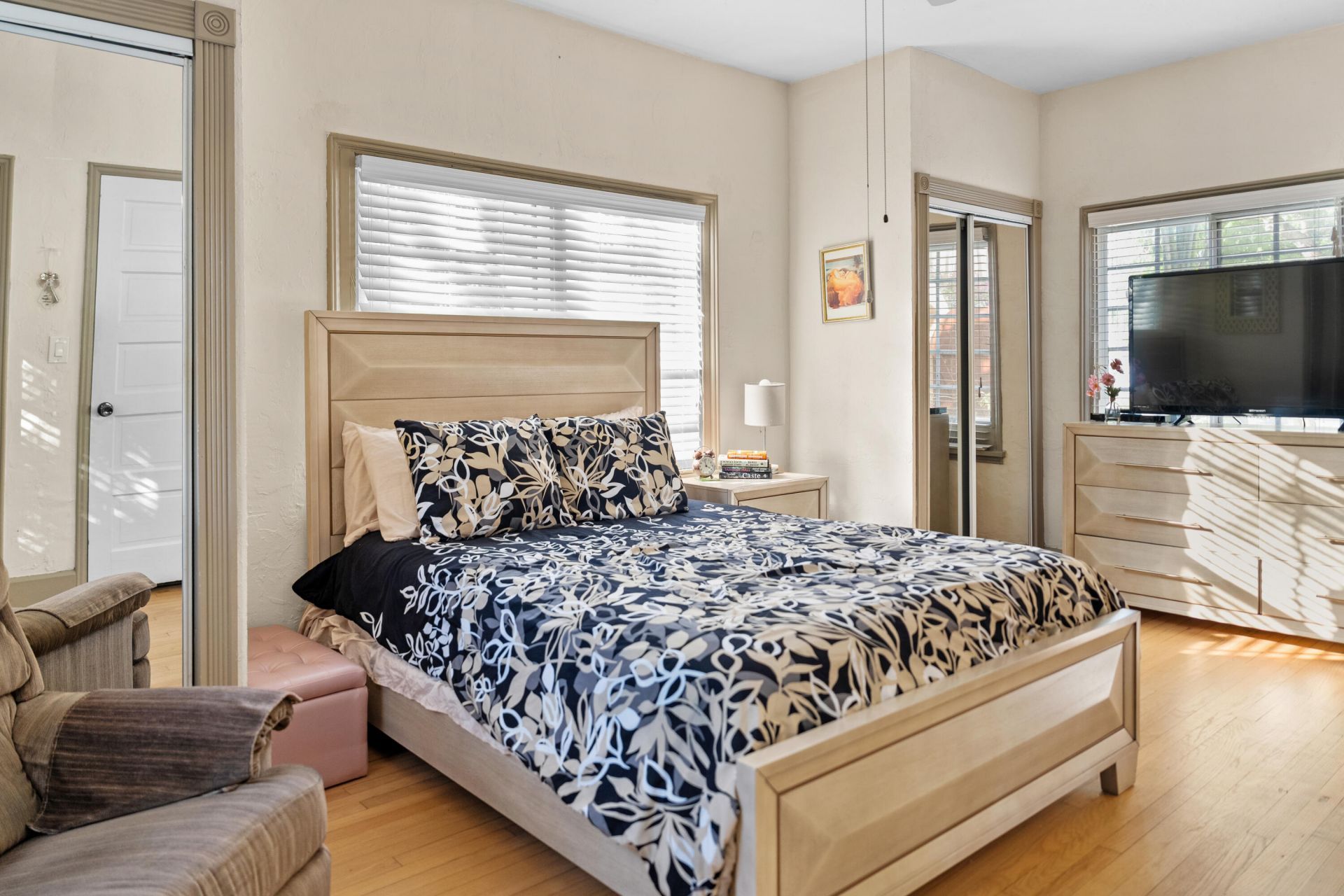 735 Colonial Road, West Palm Beach, FL 33405 Photo