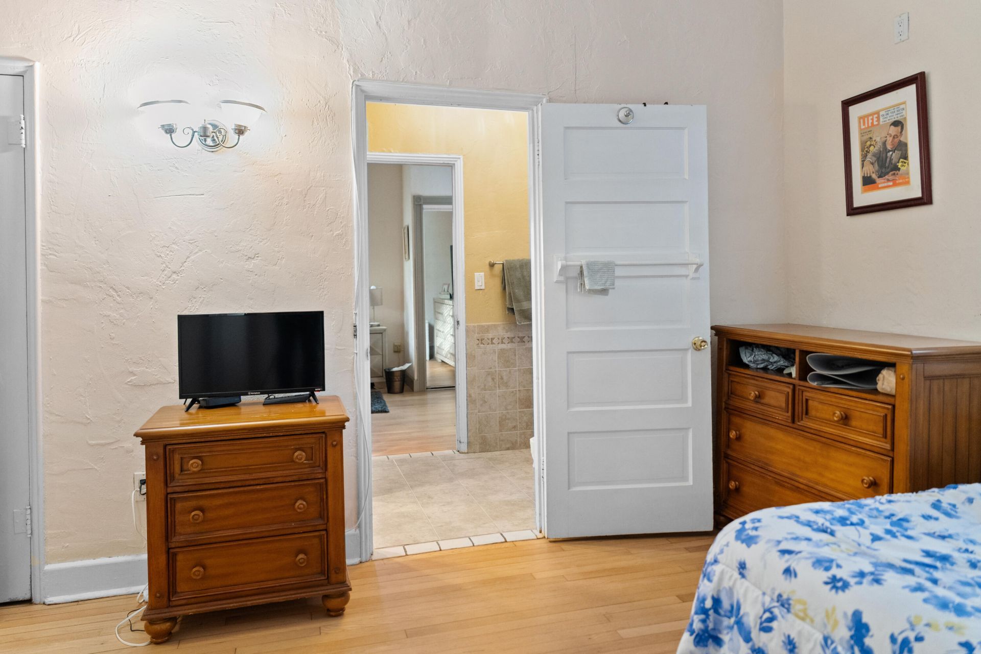 735 Colonial Road, West Palm Beach, FL 33405 Photo