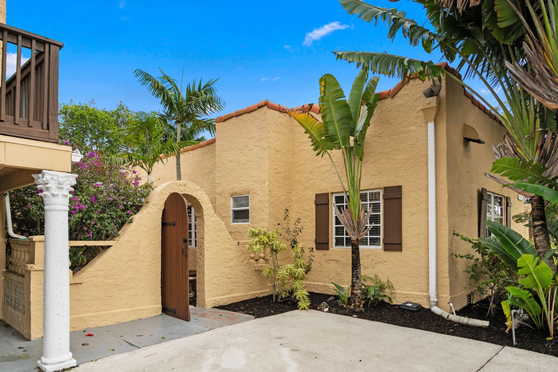 735 Colonial Road, West Palm Beach, FL 33405 Photo