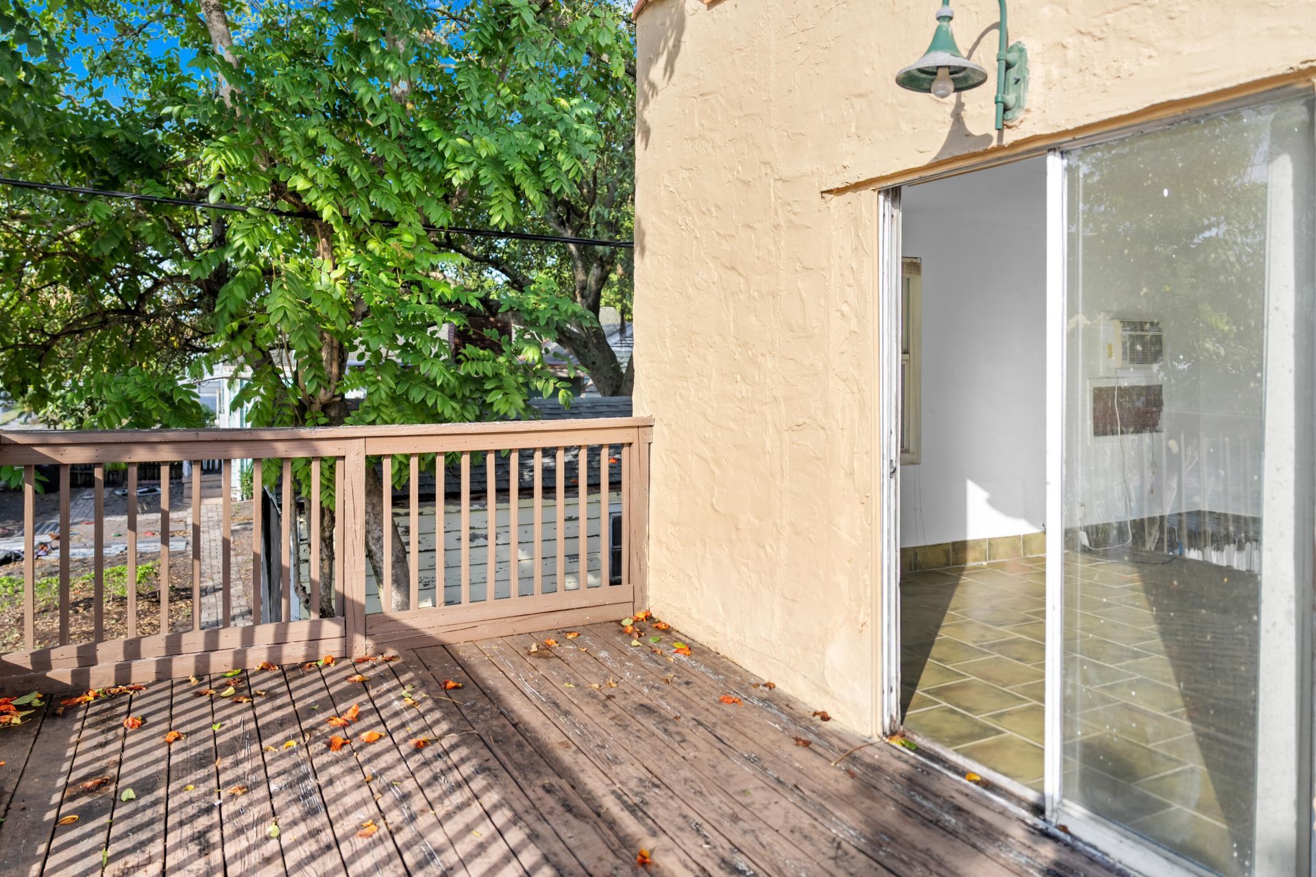 735 Colonial Road, West Palm Beach, FL 33405 Photo