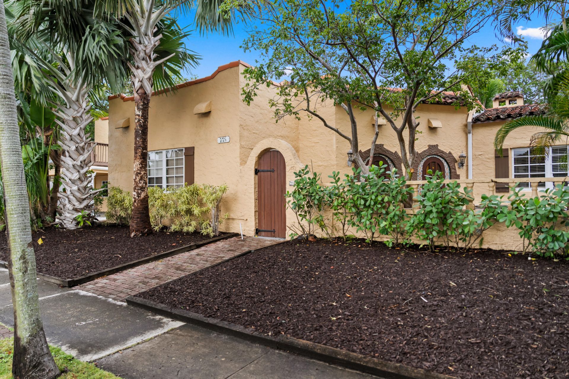 735 Colonial Road, West Palm Beach, FL 33405 Photo