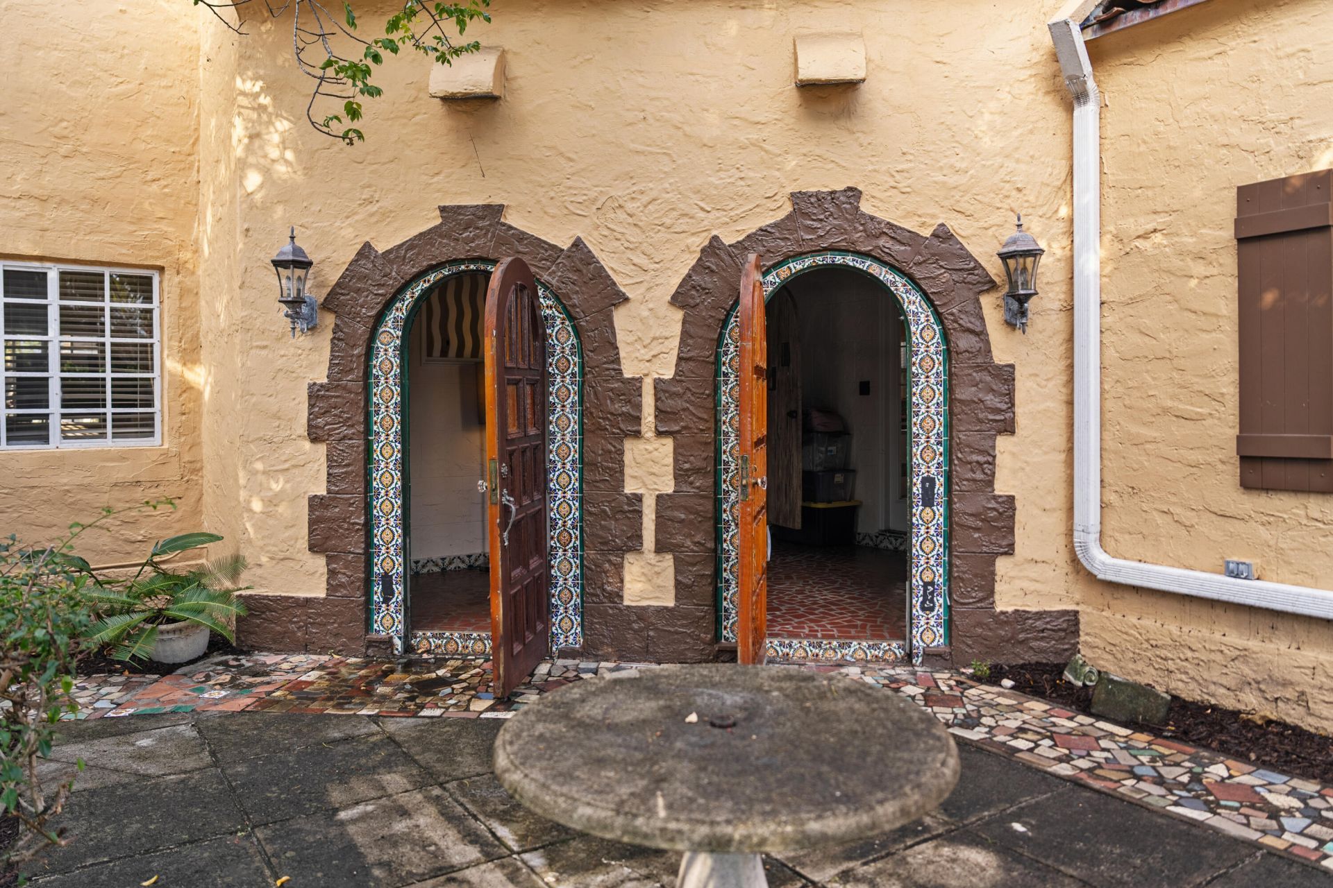 735 Colonial Road, West Palm Beach, FL 33405 Photo