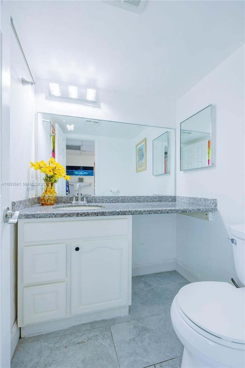 9100 Lime Bay Blvd, Unit 209, Tamarac, FL 33321 Photo
