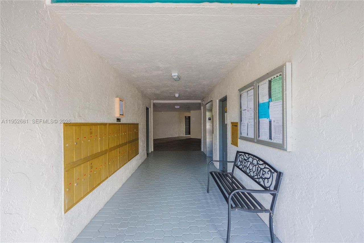 9100 Lime Bay Blvd, Unit 209, Tamarac, FL 33321 Photo