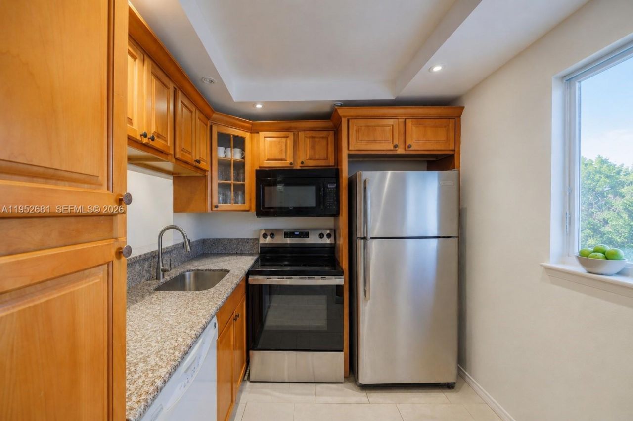 9100 Lime Bay Blvd, Unit 209, Tamarac, FL 33321 Photo