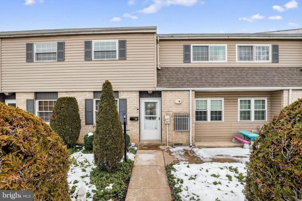 325 S Warminster Road, Unit A-8 BLDG 1, Hatboro, PA 19040 Main Photo