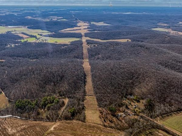 524 BCR , Advance, MO 63730