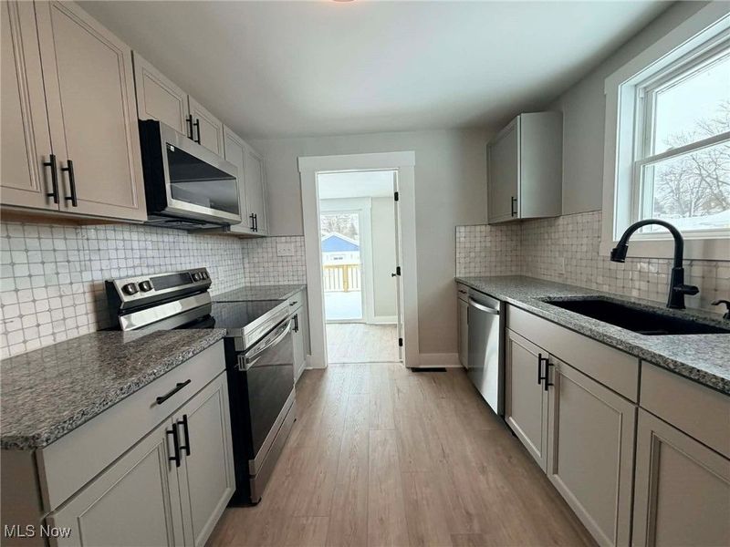 911 Merrick Avenue, Zanesville, OH 43701 Photo 19