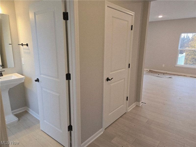 3375 Buckeye Trail, Green, OH 44685 Photo 3