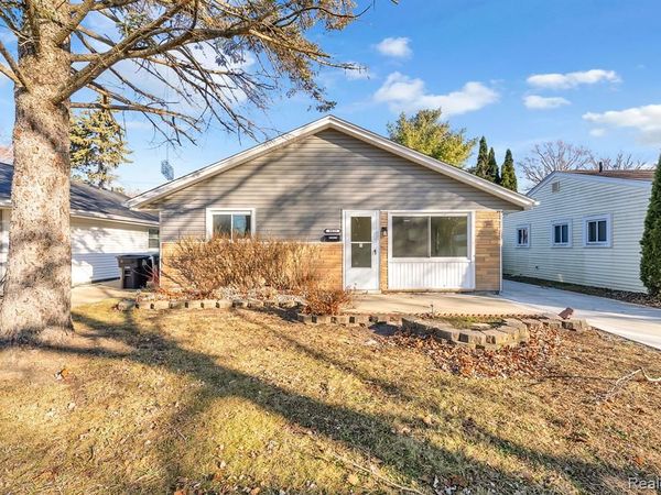 8029 Roosevelt Street, Taylor, MI 48180