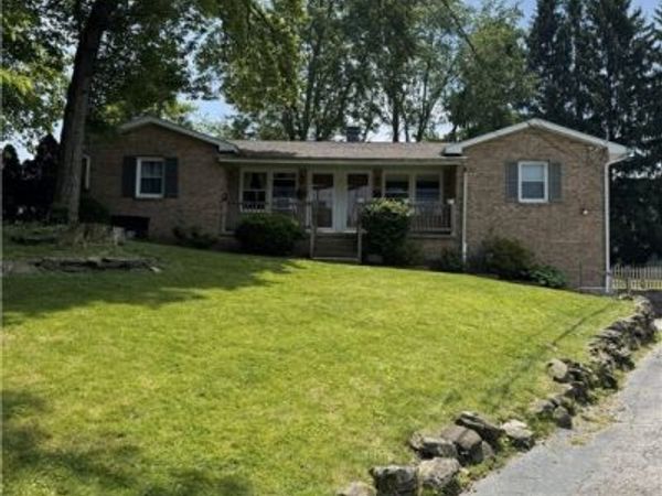 80 Mary Ann Lane, Youngstown, OH 44511
