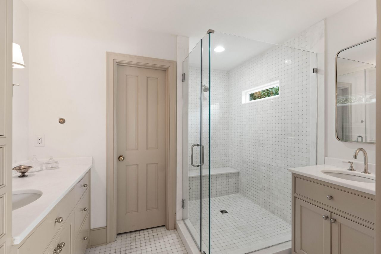 12 Ellen Avenue Photo 20