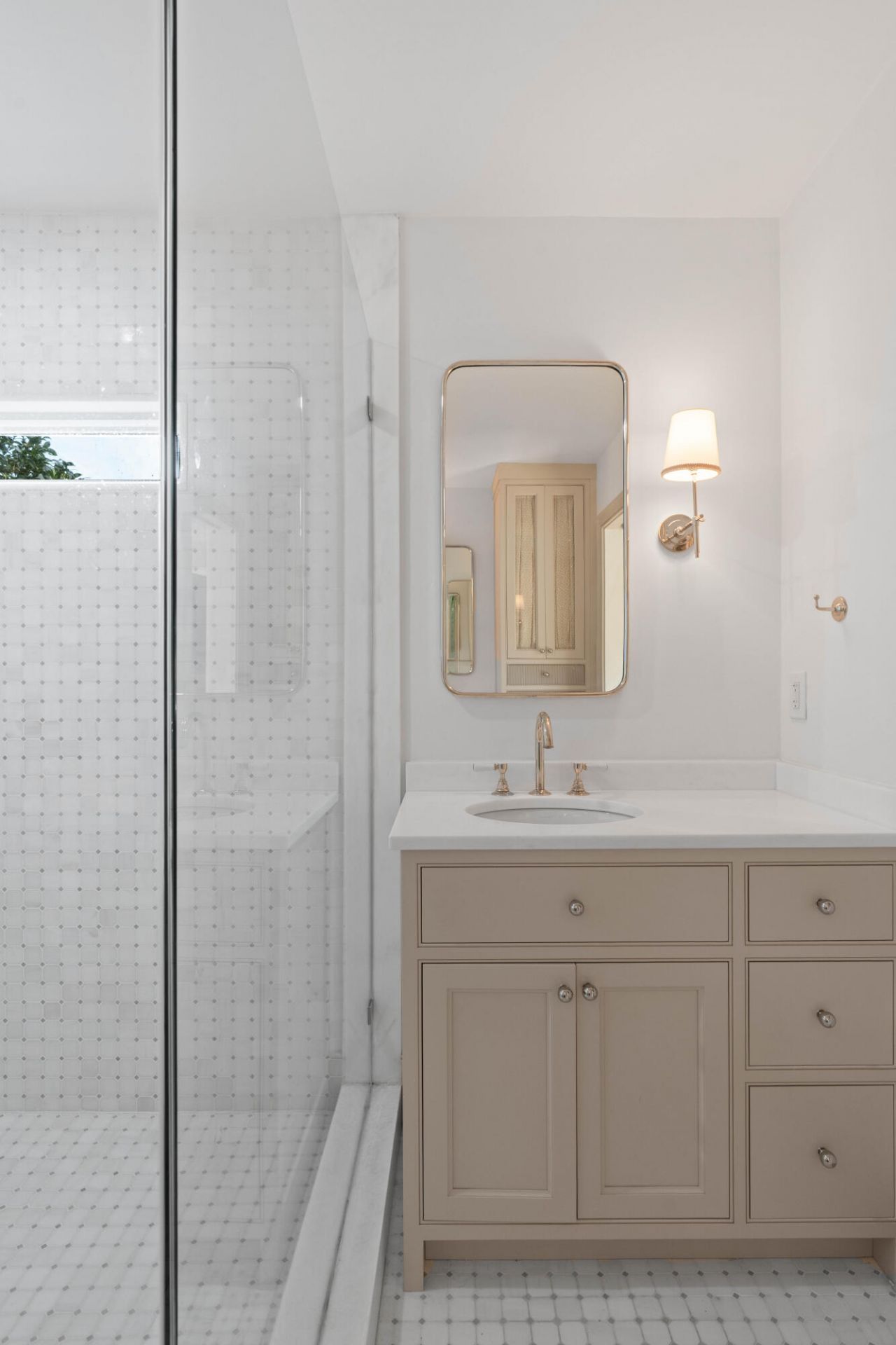 12 Ellen Avenue Photo 22