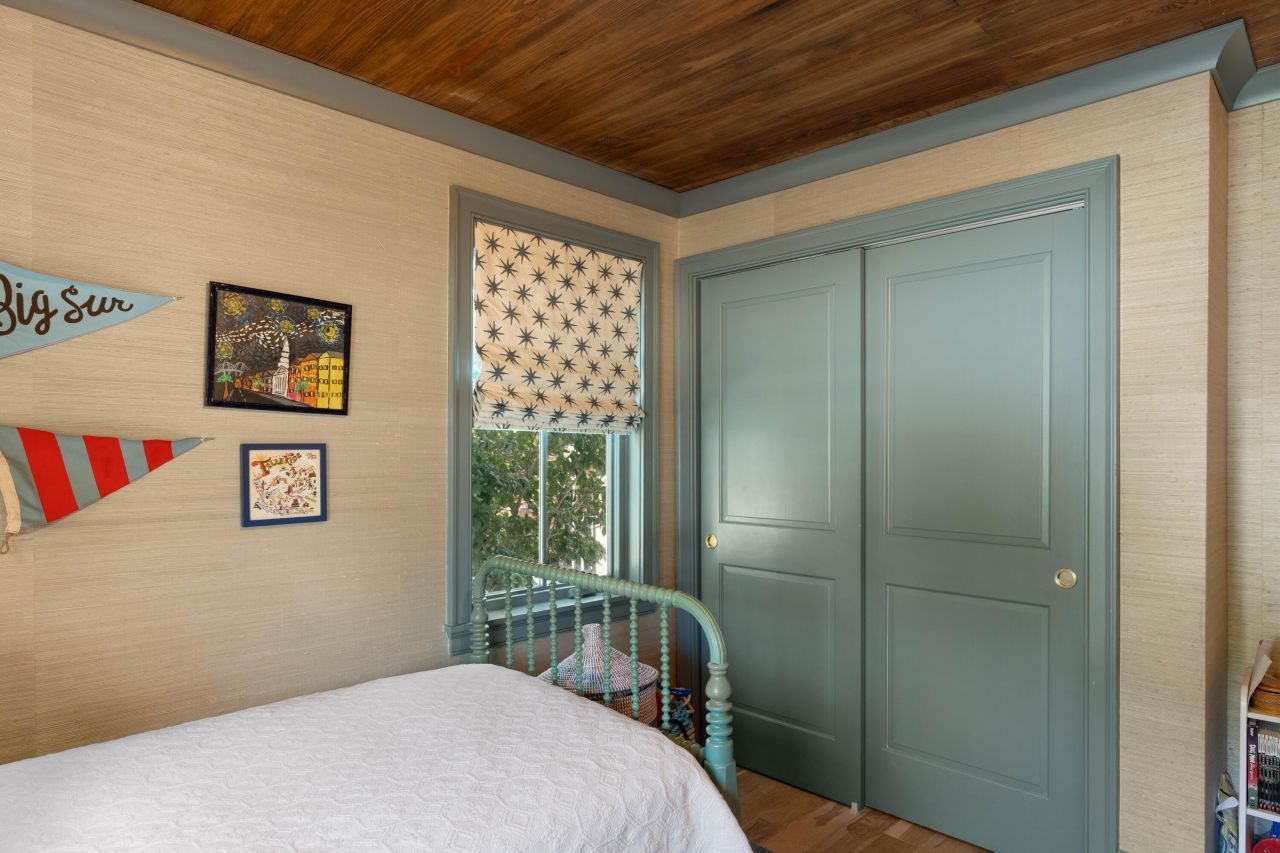 12 Ellen Avenue Photo 25