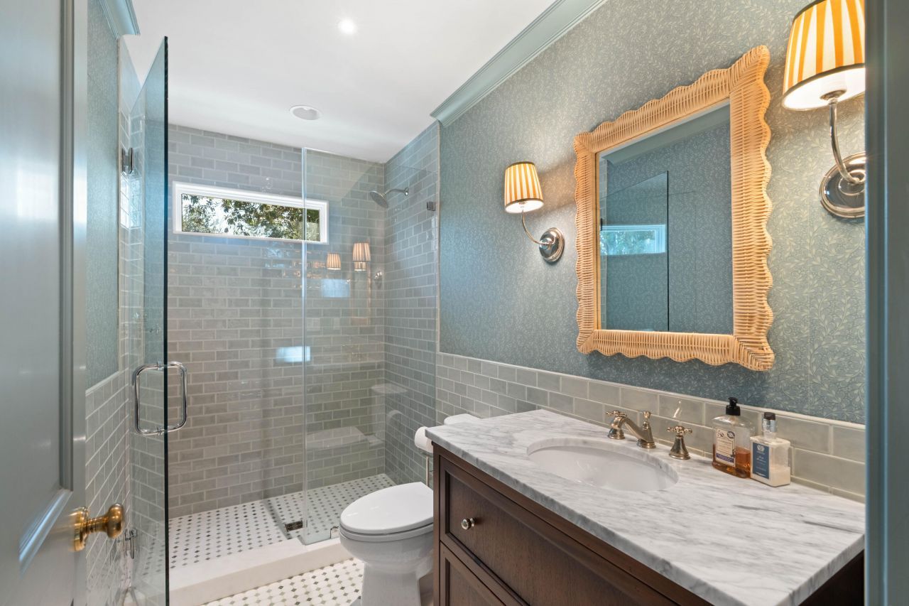 12 Ellen Avenue Photo 26