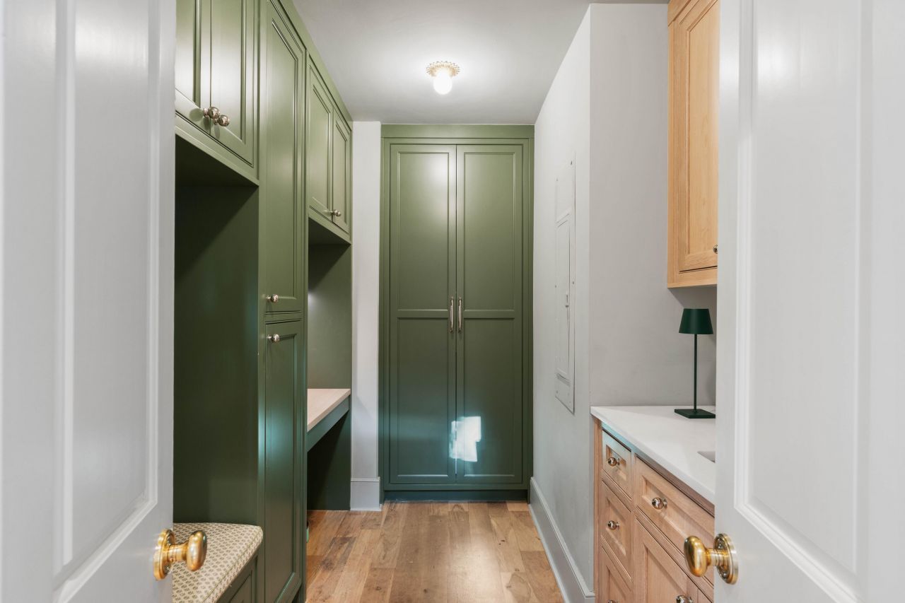 12 Ellen Avenue Photo 32