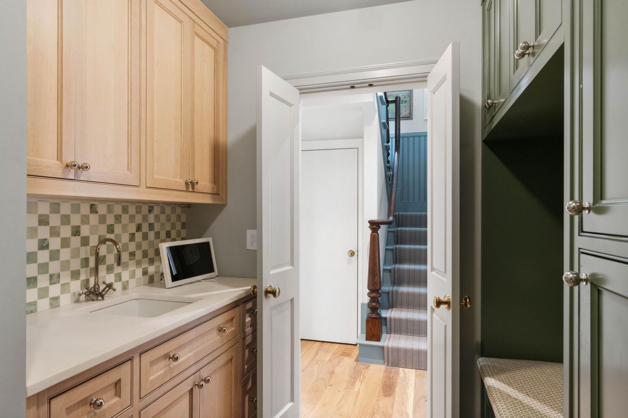 12 Ellen Avenue Photo 33