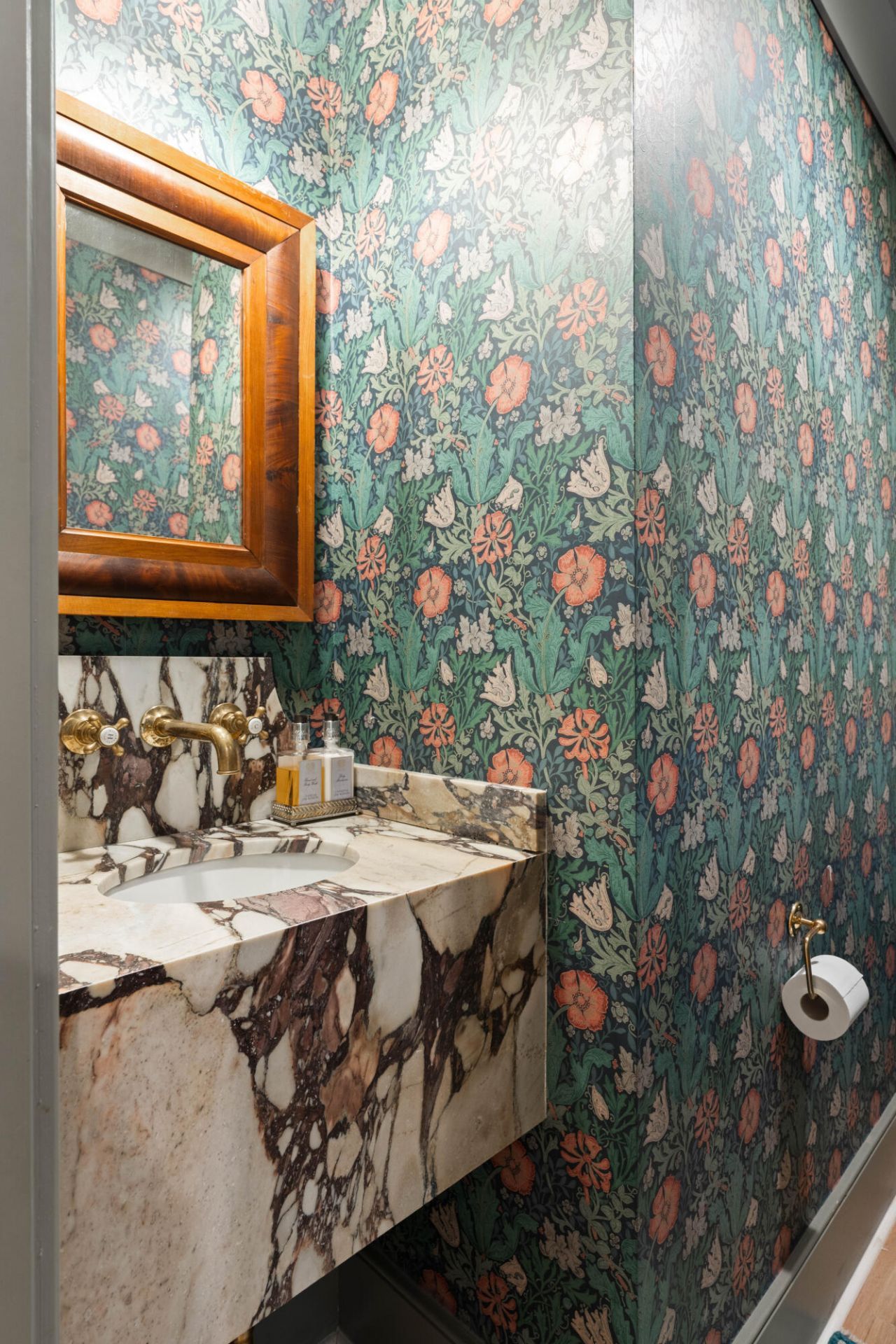 12 Ellen Avenue Photo 35