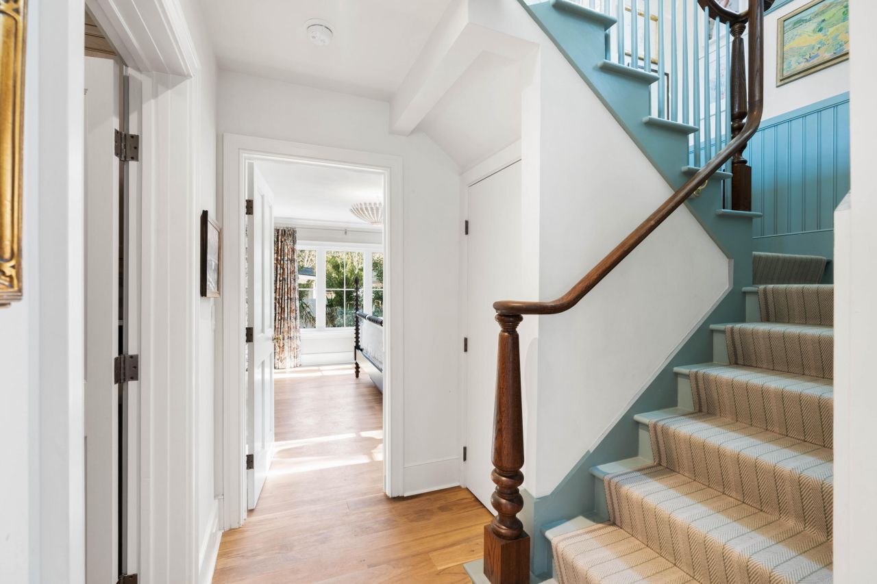 12 Ellen Avenue Photo 37