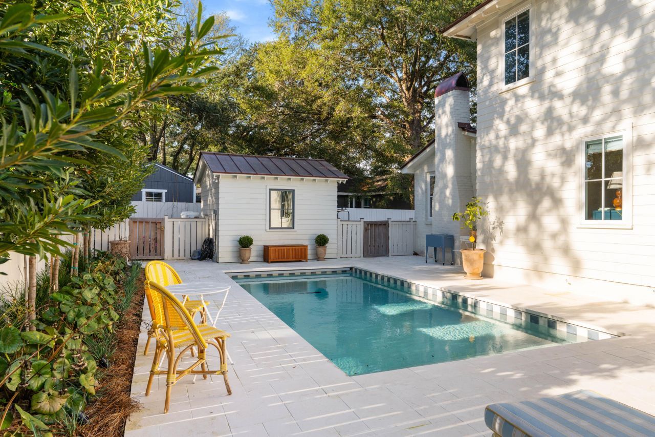 12 Ellen Avenue Photo 52