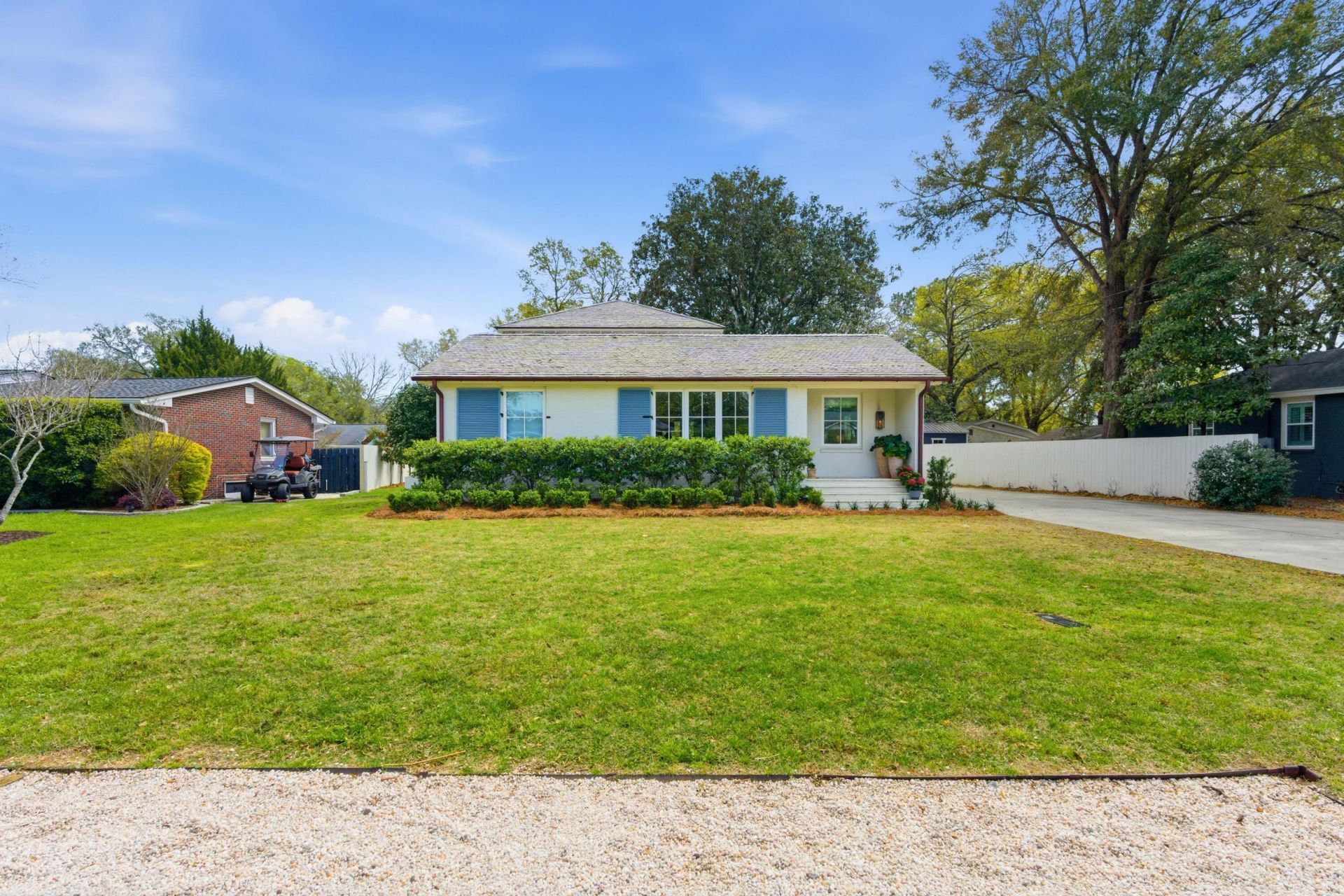 12 Ellen Avenue Photo 58