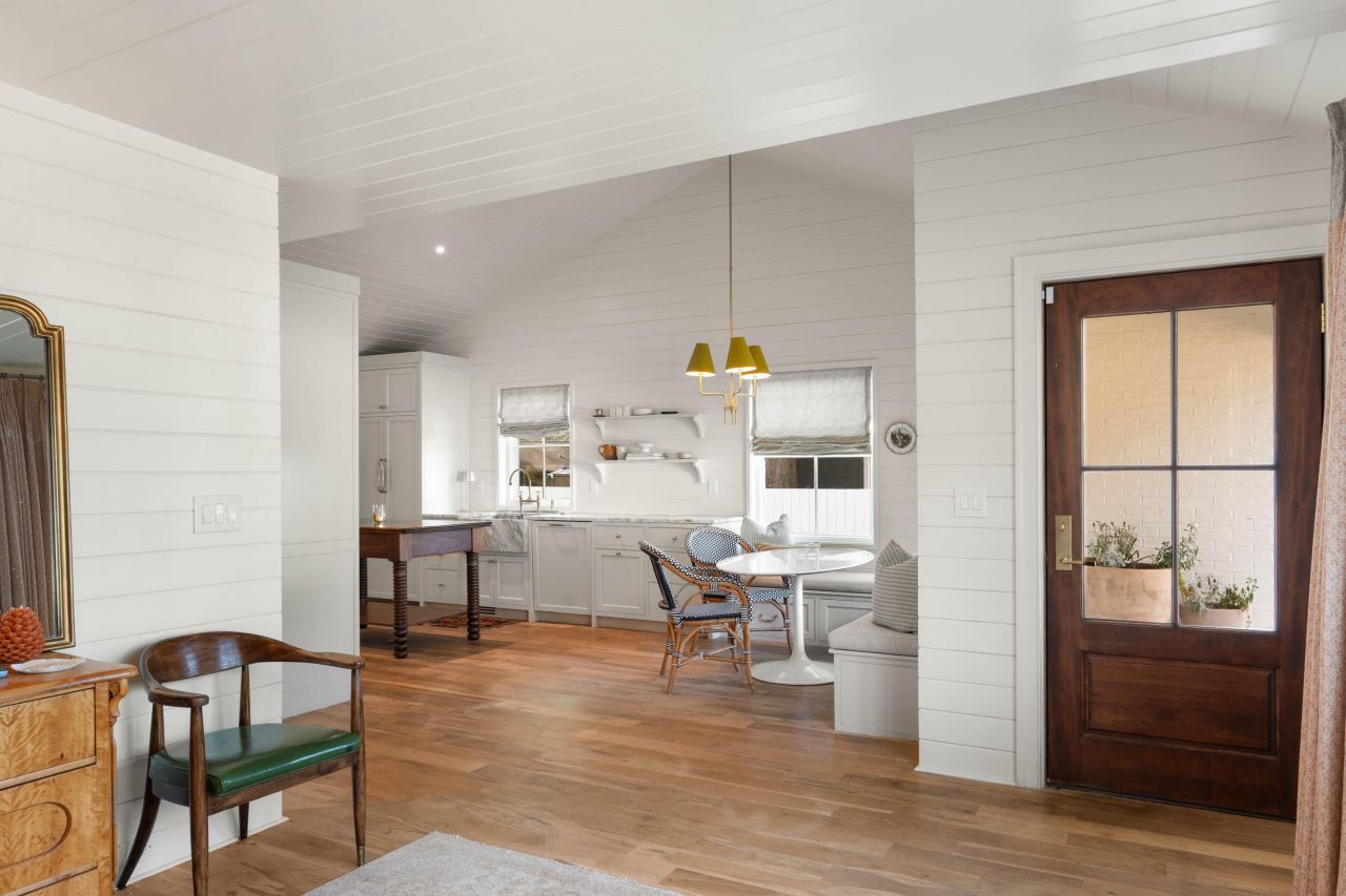 12 Ellen Avenue Photo 6