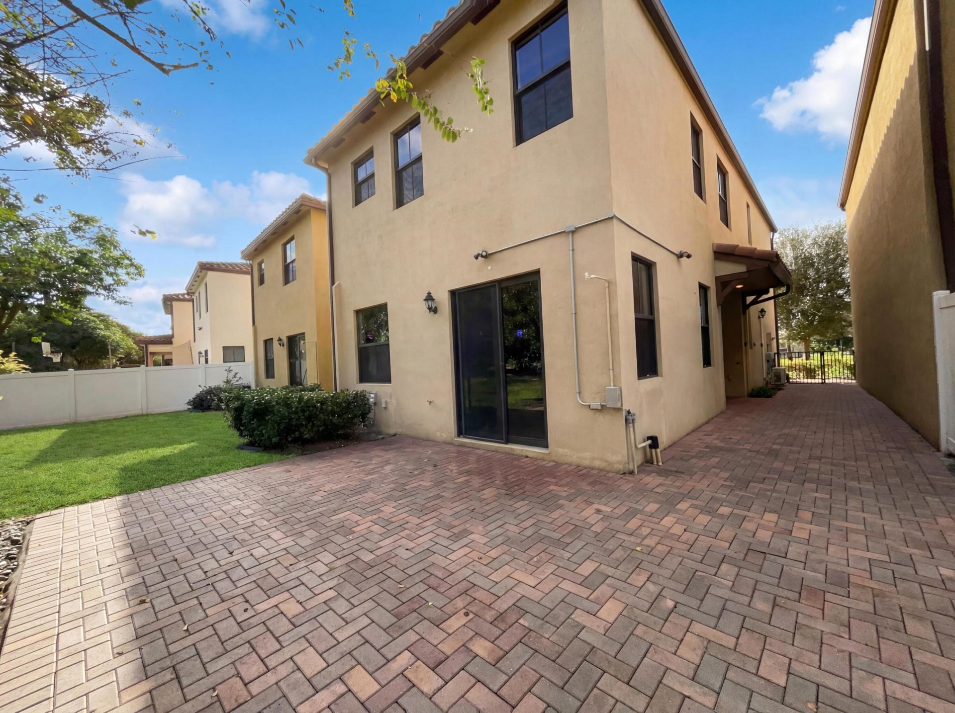 4879 NW 55th Place, Fort Lauderdale, FL 33319 Photo