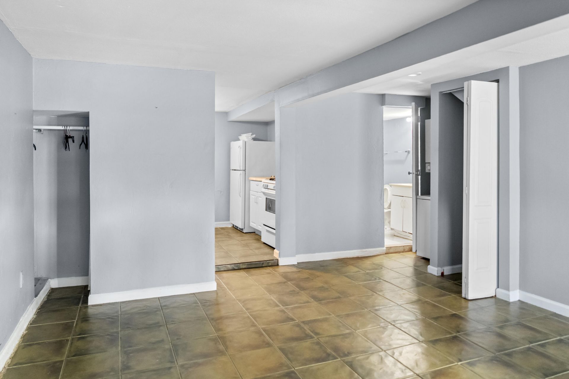 735 Colonial Road, West Palm Beach, FL 33405 Photo