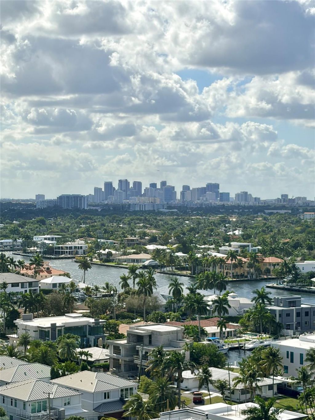 2701 N Ocean Boulevard, Unit 17C, Fort Lauderdale, FL 33308 Photo