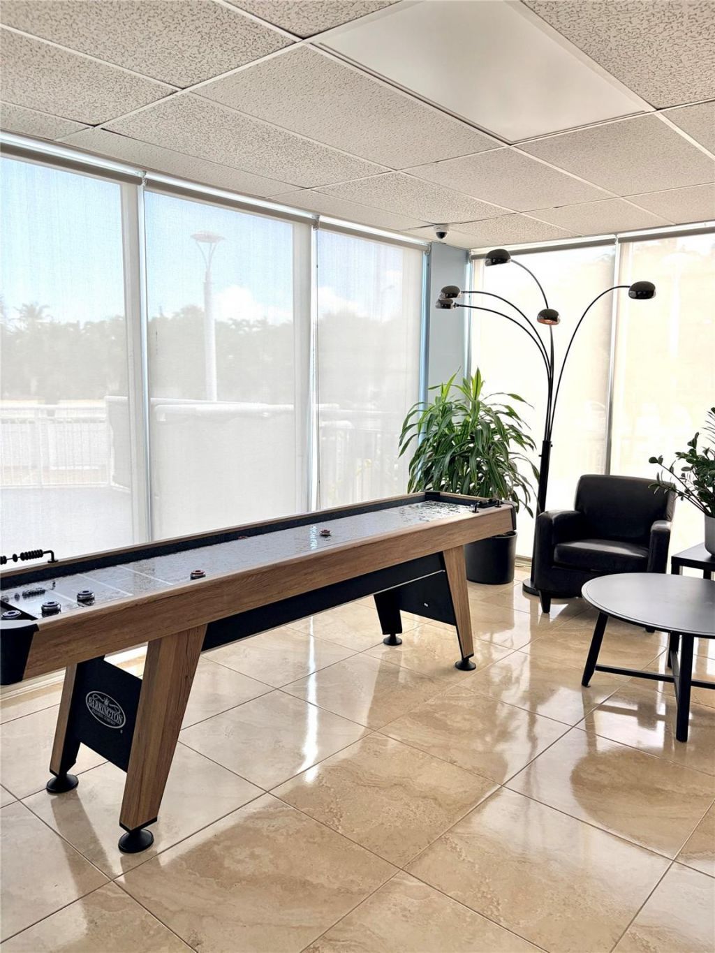 2701 N Ocean Boulevard, Unit 17C, Fort Lauderdale, FL 33308 Photo