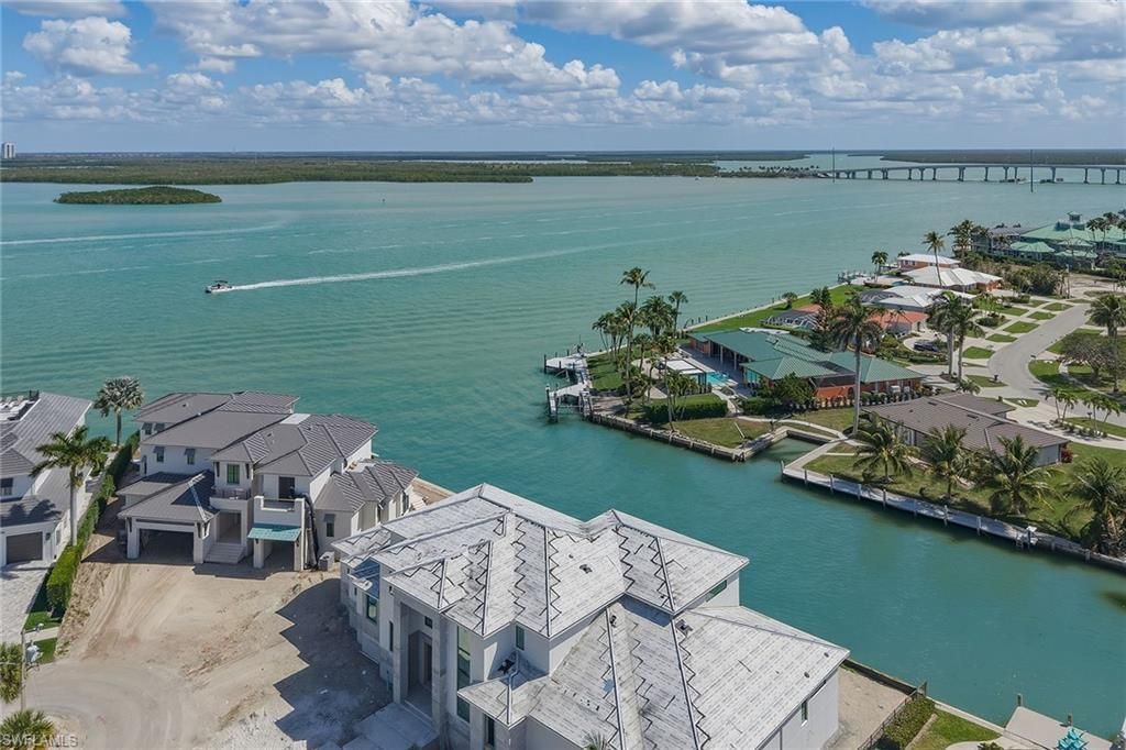 975 Sundrop Ct, Marco Island, FL 34145 Photo