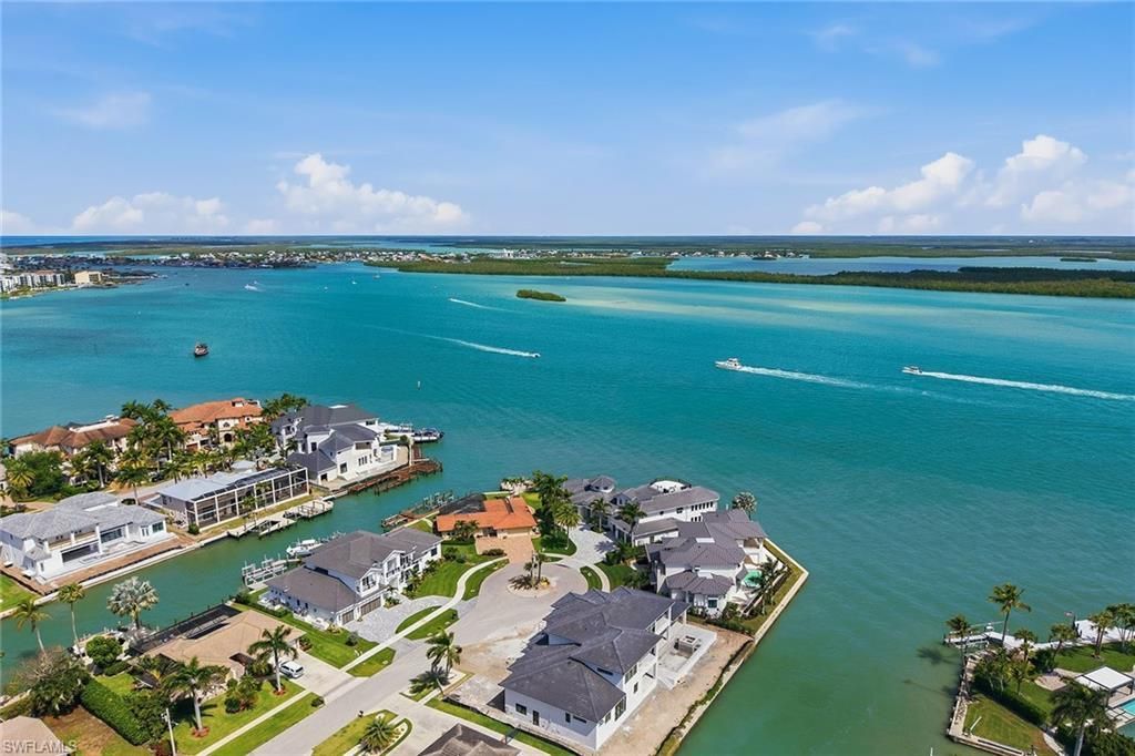 975 Sundrop Ct, Marco Island, FL 34145 Photo