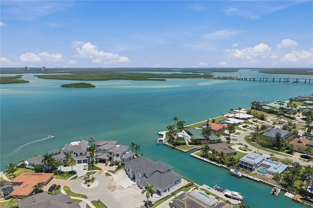 975 Sundrop Ct, Marco Island, FL 34145 Photo