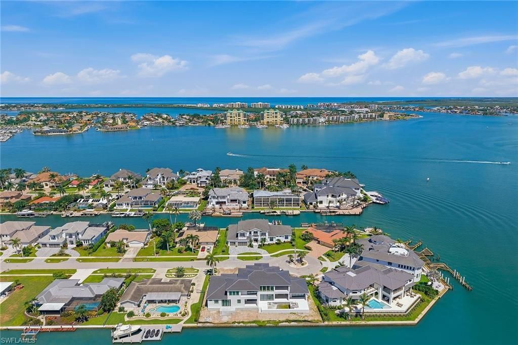 975 Sundrop Ct, Marco Island, FL 34145 Photo