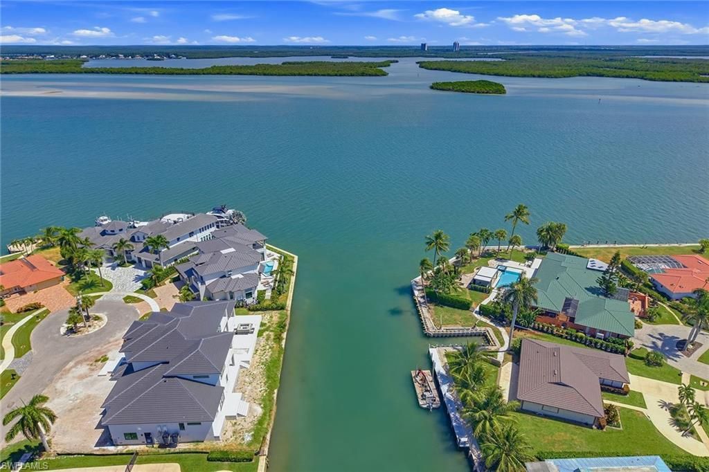 975 Sundrop Ct, Marco Island, FL 34145 Photo