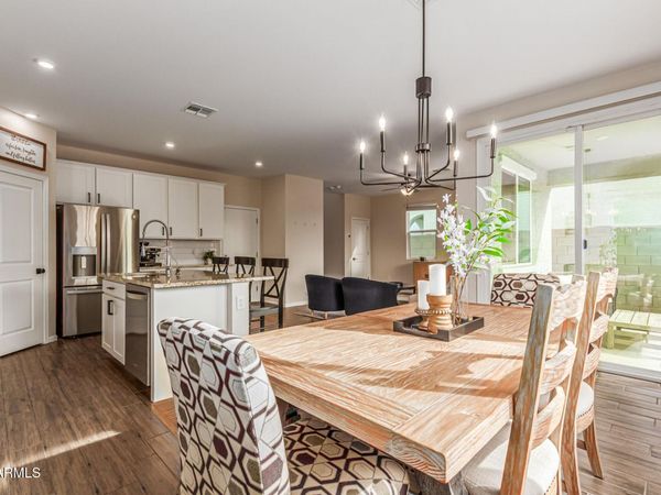 17343 W DALEY Lane, Surprise, AZ 85387