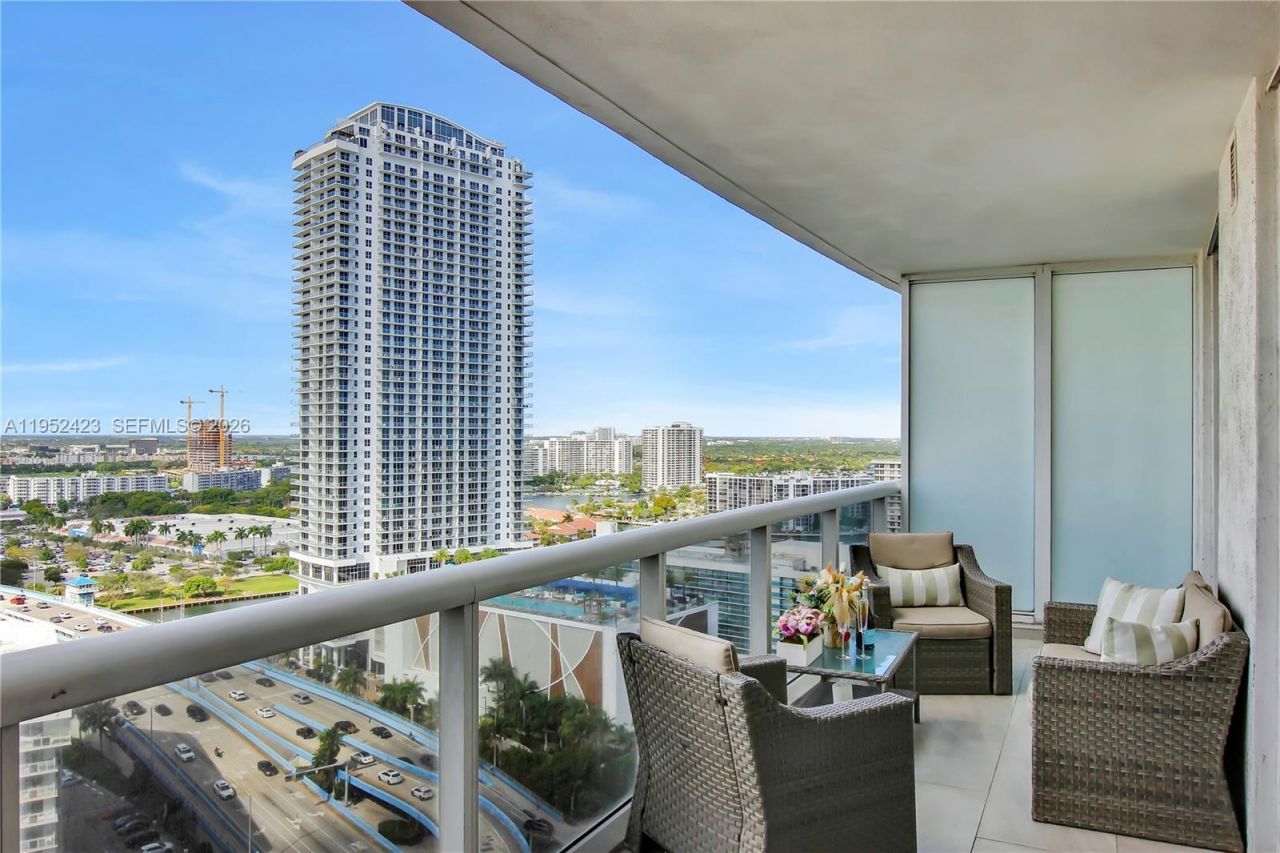 1800 S Ocean Dr, Unit 2208, Hallandale Beach, FL 33009 Photo