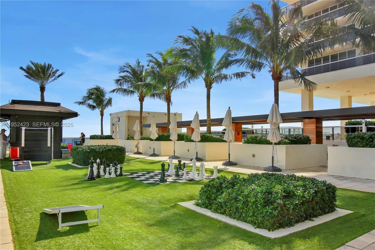 1800 S Ocean Dr, Unit 2208, Hallandale Beach, FL 33009 Photo