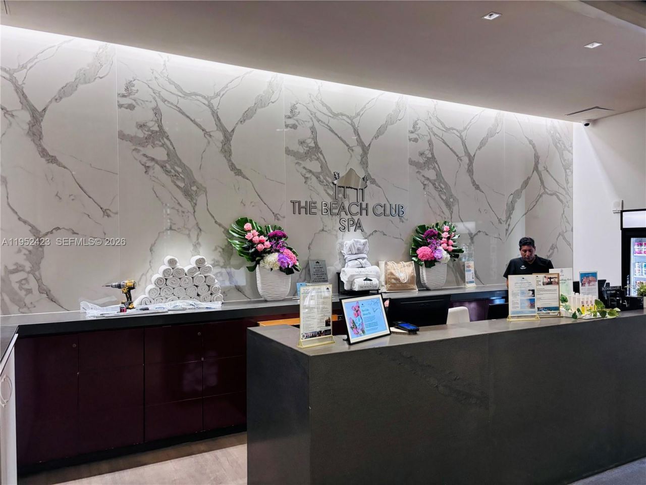 1800 S Ocean Dr, Unit 2208, Hallandale Beach, FL 33009 Photo