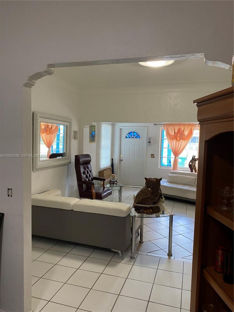 1455 NW 112th St, Miami, FL 33167 Photo