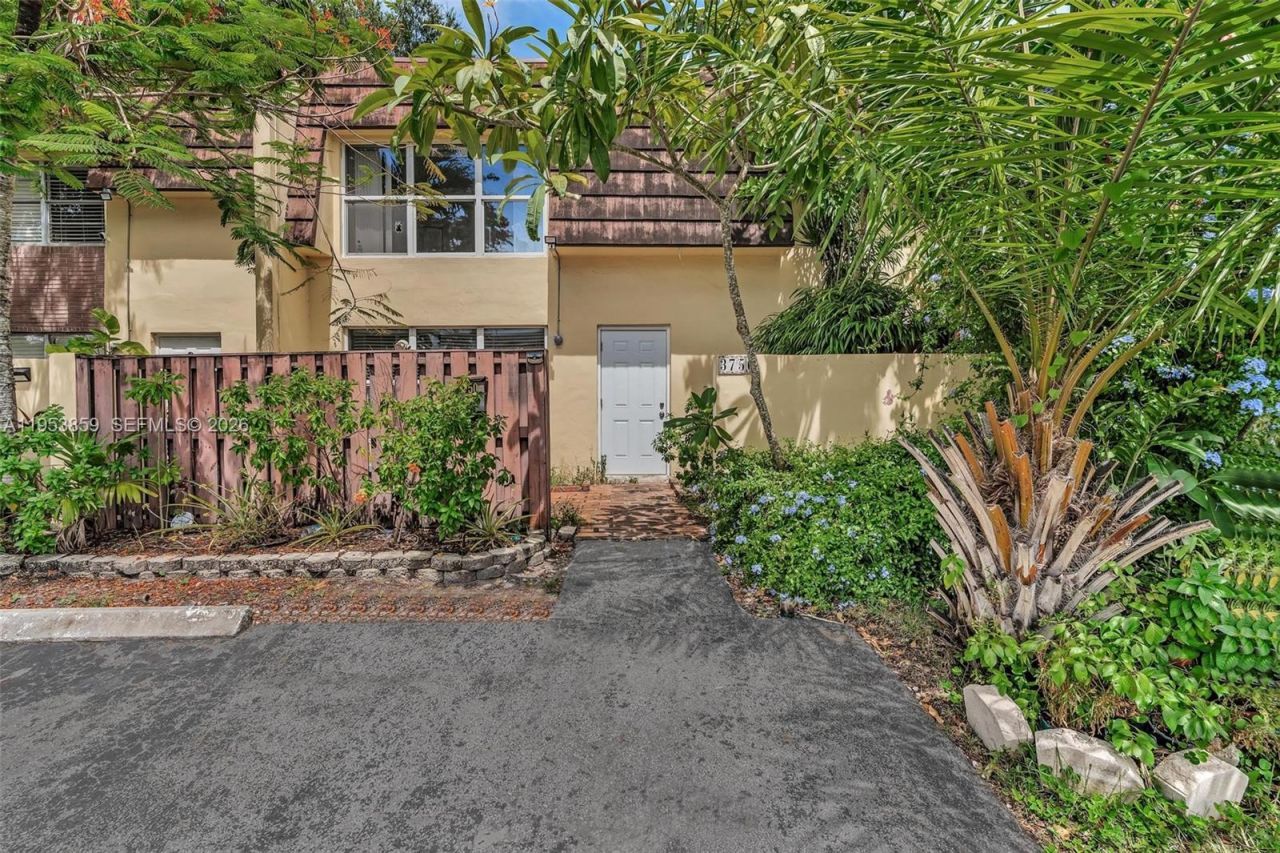 3750 SW 60th Ter, Unit 1, Davie, FL 33314 Main Photo