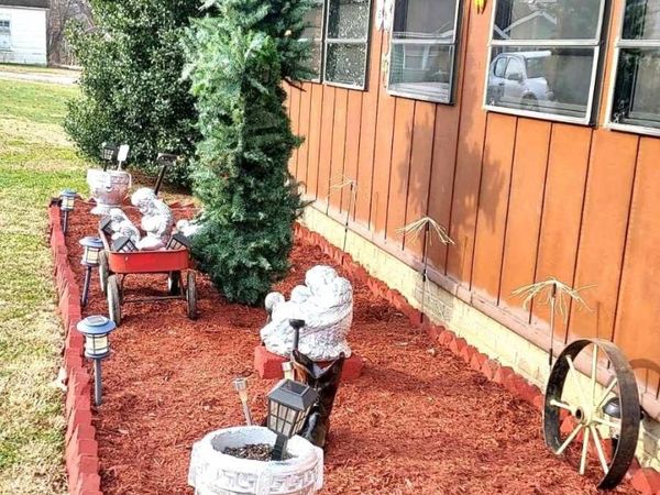 405 4TH Street, Rosiclare, IL 62982