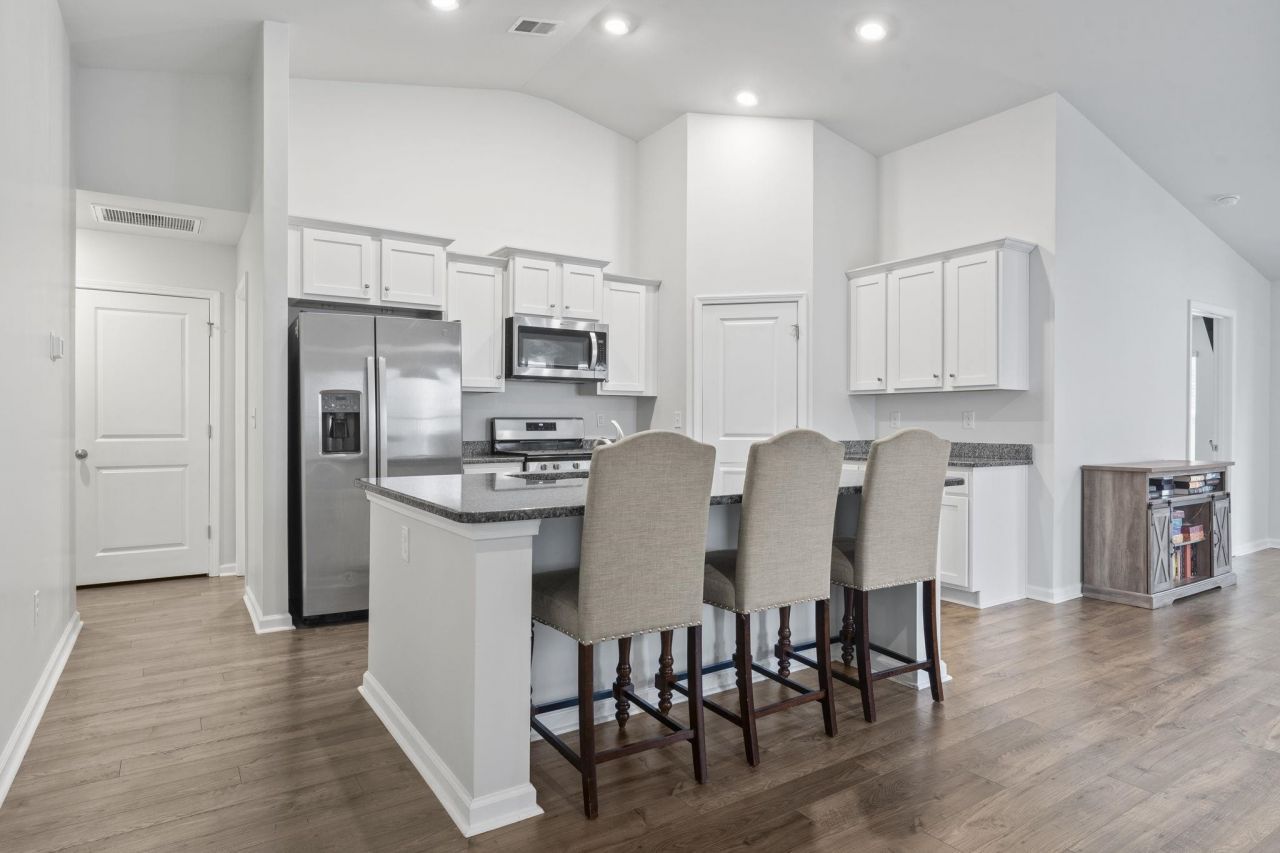 1808 Berkley Village Loop Photo 5