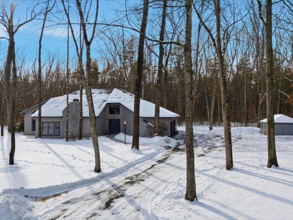 63 Oak View Drive, Fort Edward, NY 12828