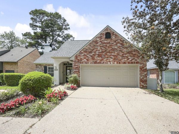 4014 Indian Run Dr, Baton Rouge, LA 70816